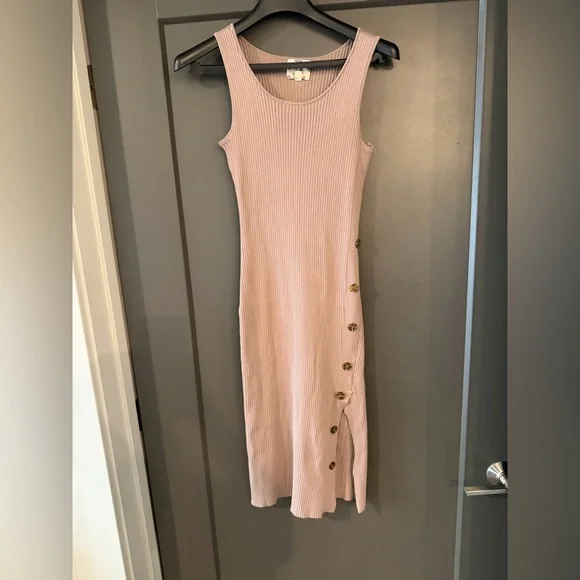 Hippie Rose Sleeveless Rib Knit Midi Dress with Side Button Detail size Medium - Picture 1 of 5
